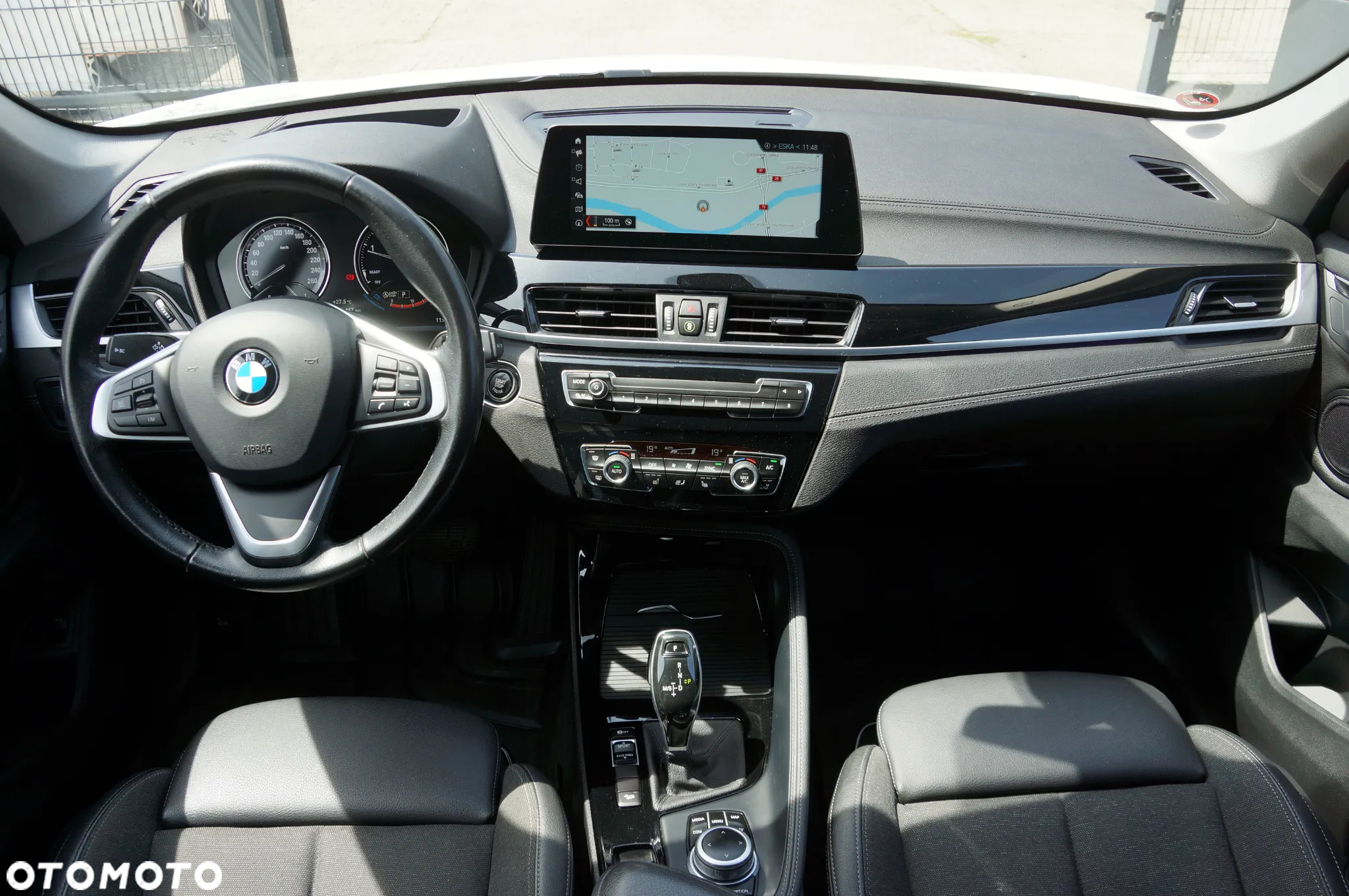 BMW X1 xDrive20d Sport Line - 11