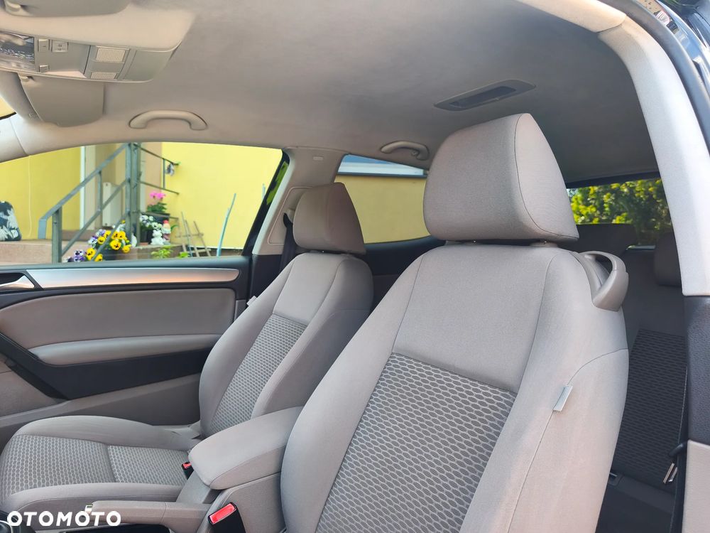 Volkswagen Golf 1.4 Comfortline - 12