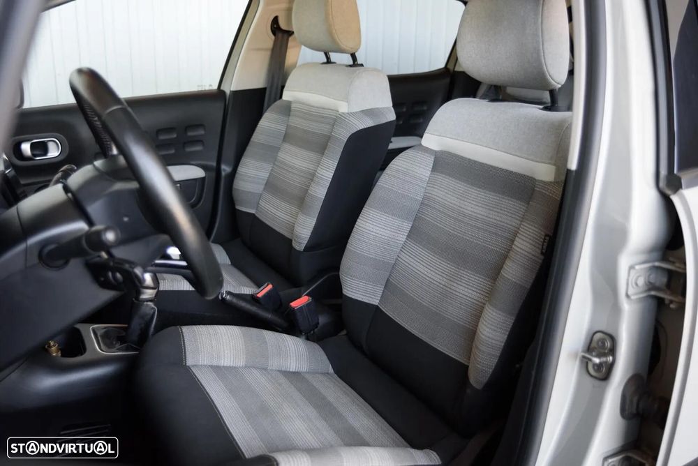 Citroën C3 1.2 PureTech Feel - 28
