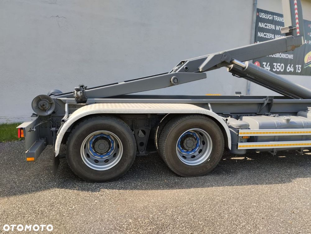DAF CF - 4