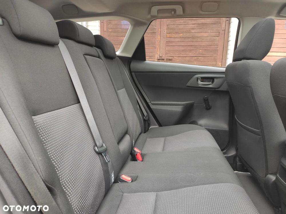 Toyota Auris 1.8 HSD Luna - 8