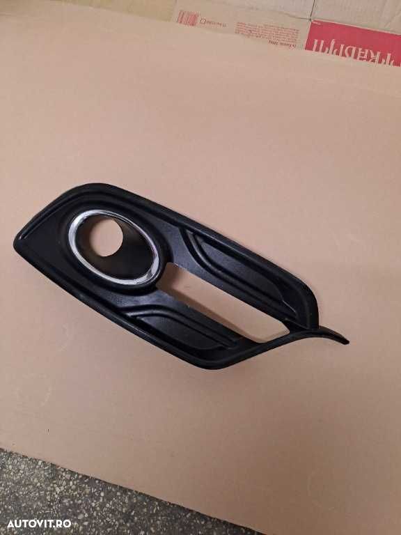 Grila stanga Renault Megane 3 Facelift originala