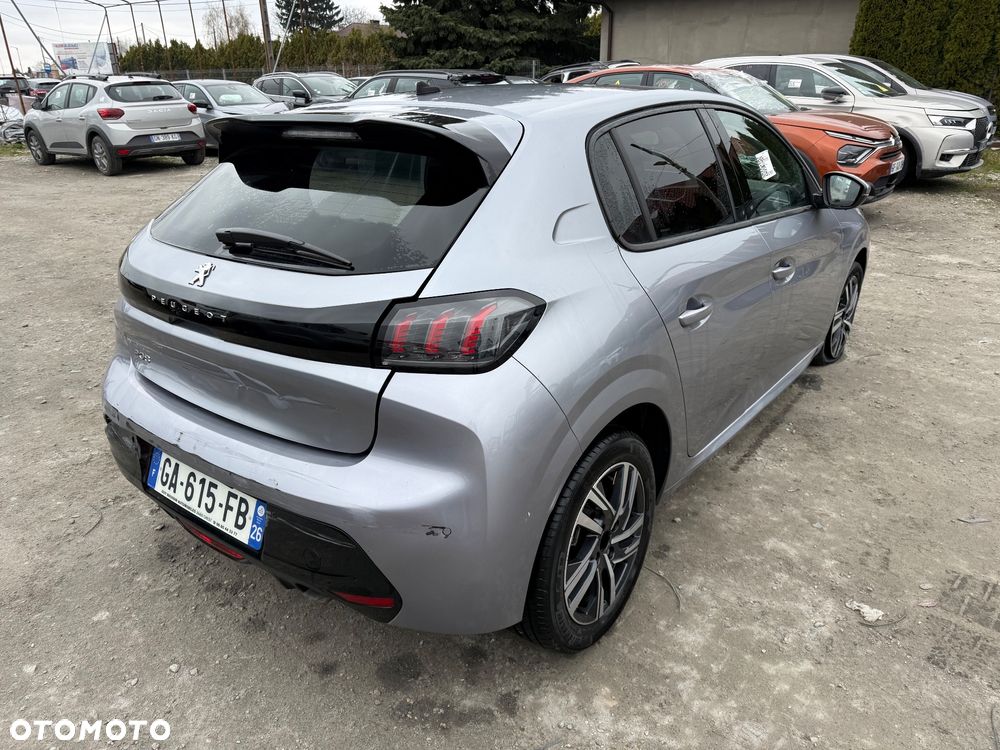 Peugeot 208 - 2