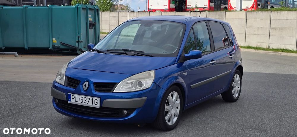 Renault Scenic 2.0 16V Emotion - 3