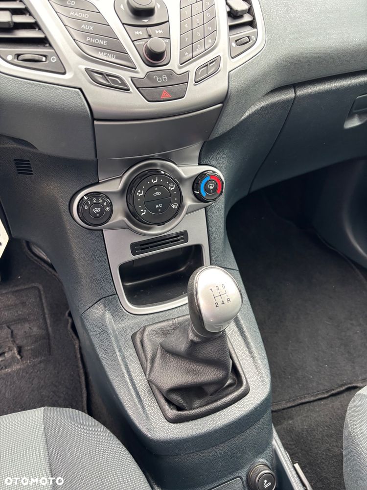 Ford Fiesta 1.25 SYNC Edition - 15