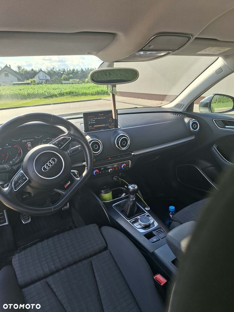 Audi A3 Limousine 2.0 TDI design - 7