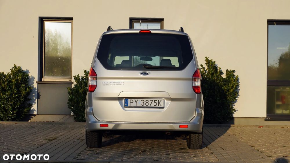 Ford Tourneo Courier 1.0 EcoBoost Trend - 12