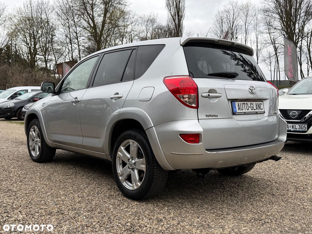 Toyota RAV4 2.2 D-CAT 4x4 Executive - 4