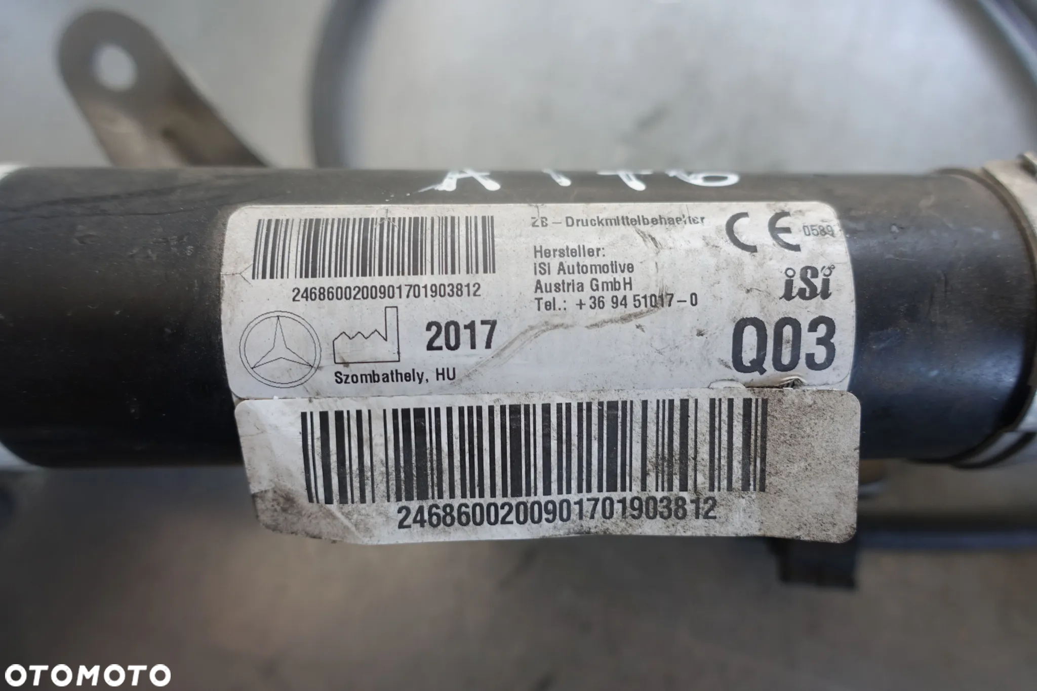 GAŚNICA NABÓJ SILNIKA MERCEDES W176 2468600200 - 2