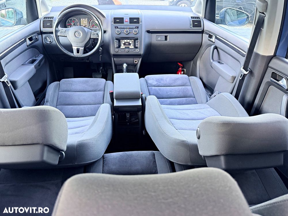 Volkswagen Touran 1.6 TDI DPF BlueMotion Technology DSG Cup - 24