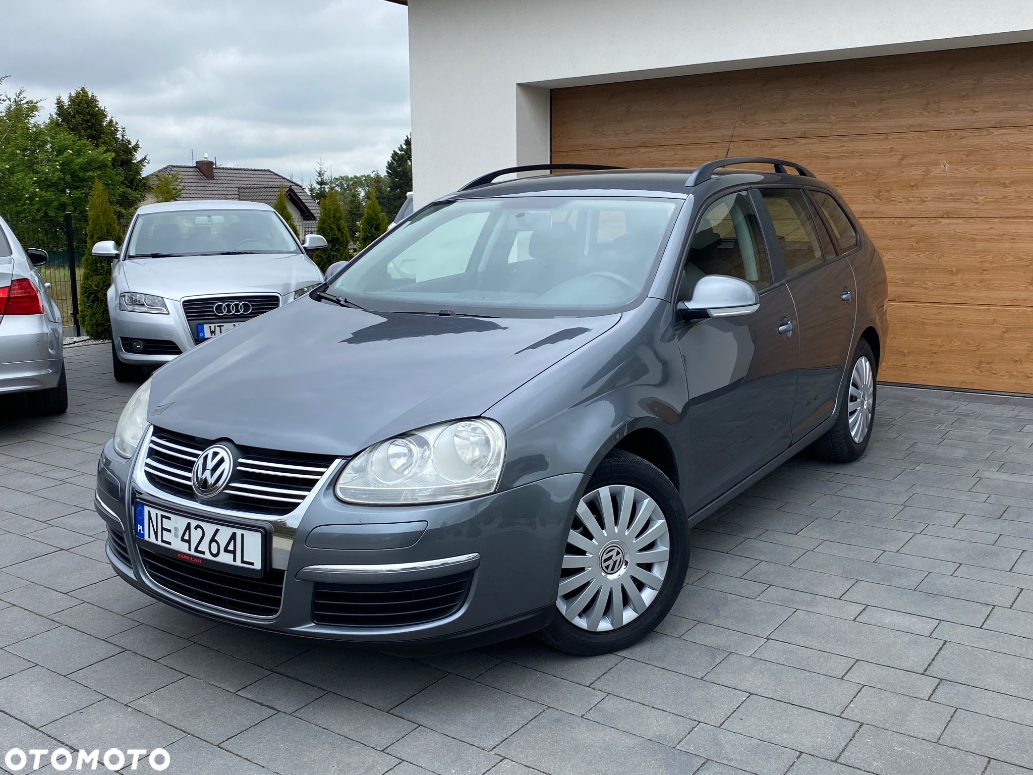 Volkswagen Golf 1.9 TDI DPF Edition - 8