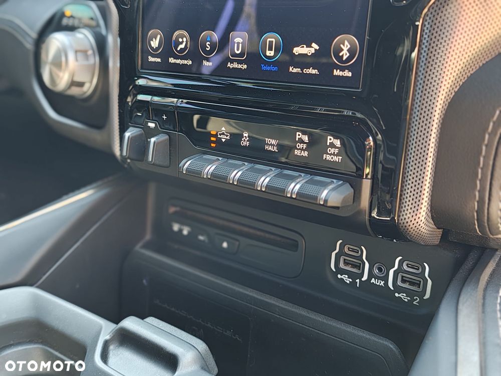 Dodge RAM 5.7 4x4 - 37