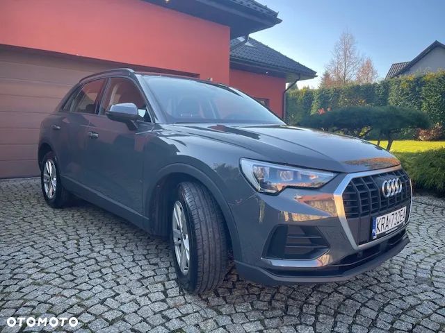 Audi Q3 35 TFSI S tronic - 1
