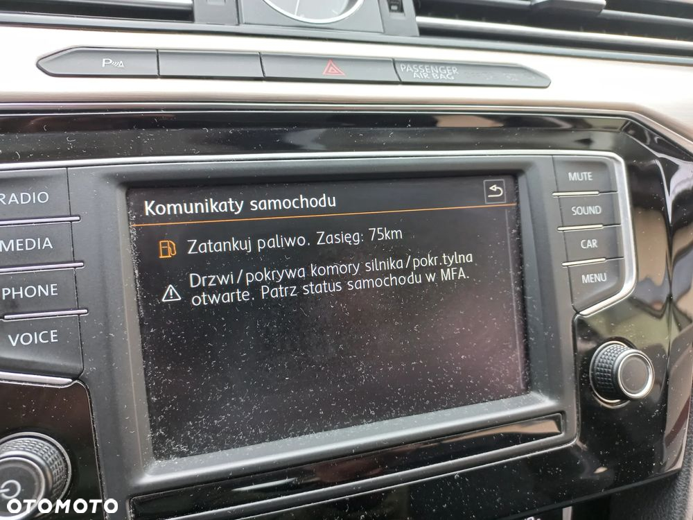 Volkswagen Passat - 14