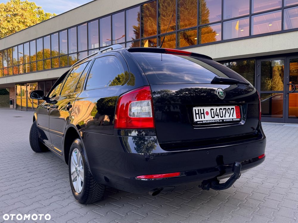 Skoda Octavia 1.6 TDI Green tec DSG Elegance - 4