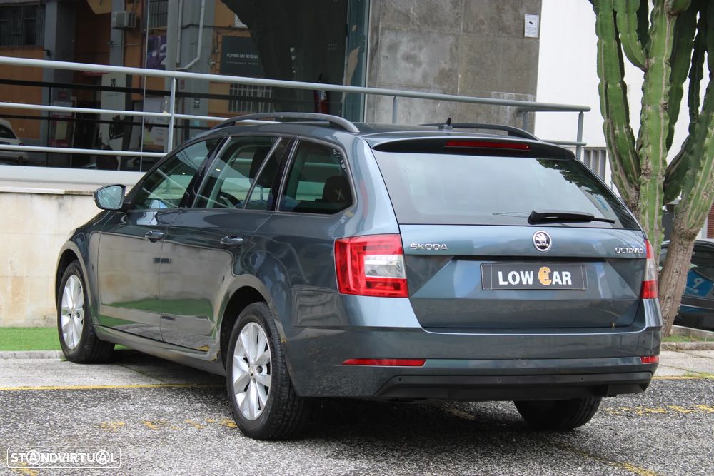 Skoda Octavia Break 1.6 TDi Ambition DSG - 10