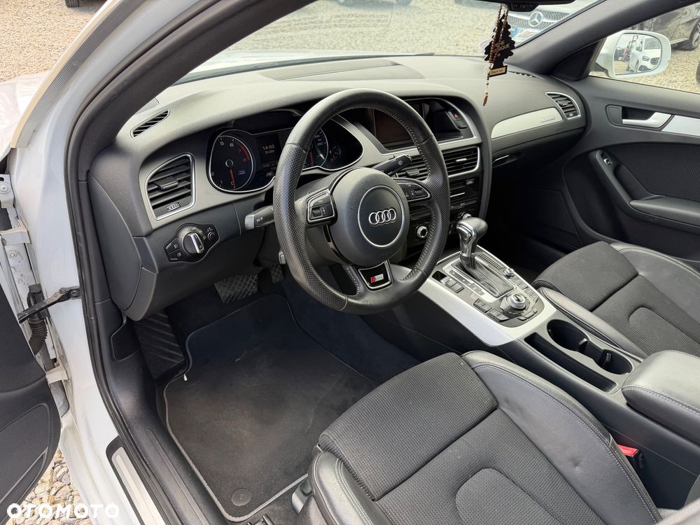 Audi A4 Limousine 2.0 TFSI quattro S tronic S line Sportpaket - 8