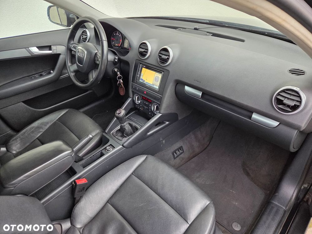 Audi A3 Sportback - 10