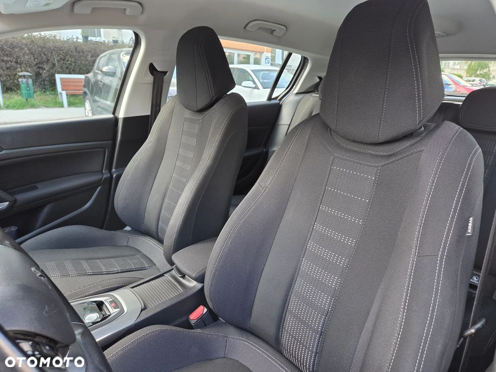 Peugeot 308 1.2 PureTech Active S&S - 12