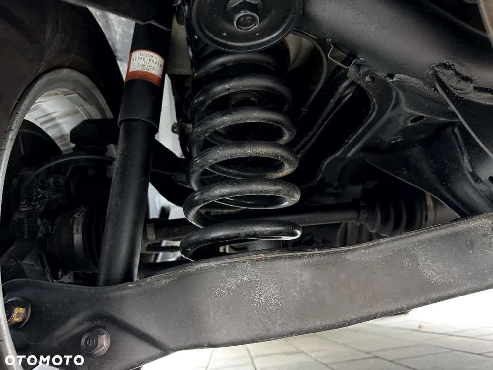 Suzuki Grand Vitara 2.4 Premium EU5 - 19