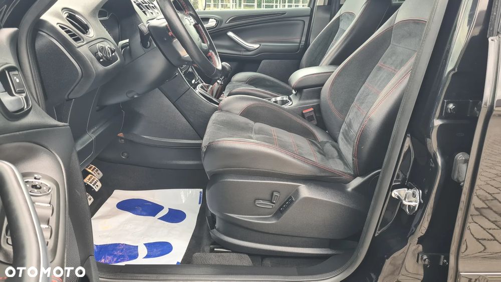 Ford S-Max 2.0 TDCi DPF Titanium - 35