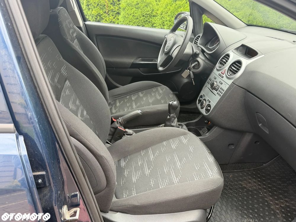 Opel Corsa 1.4 16V Edition - 14