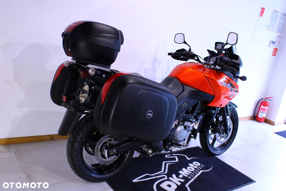 Suzuki DL - 7