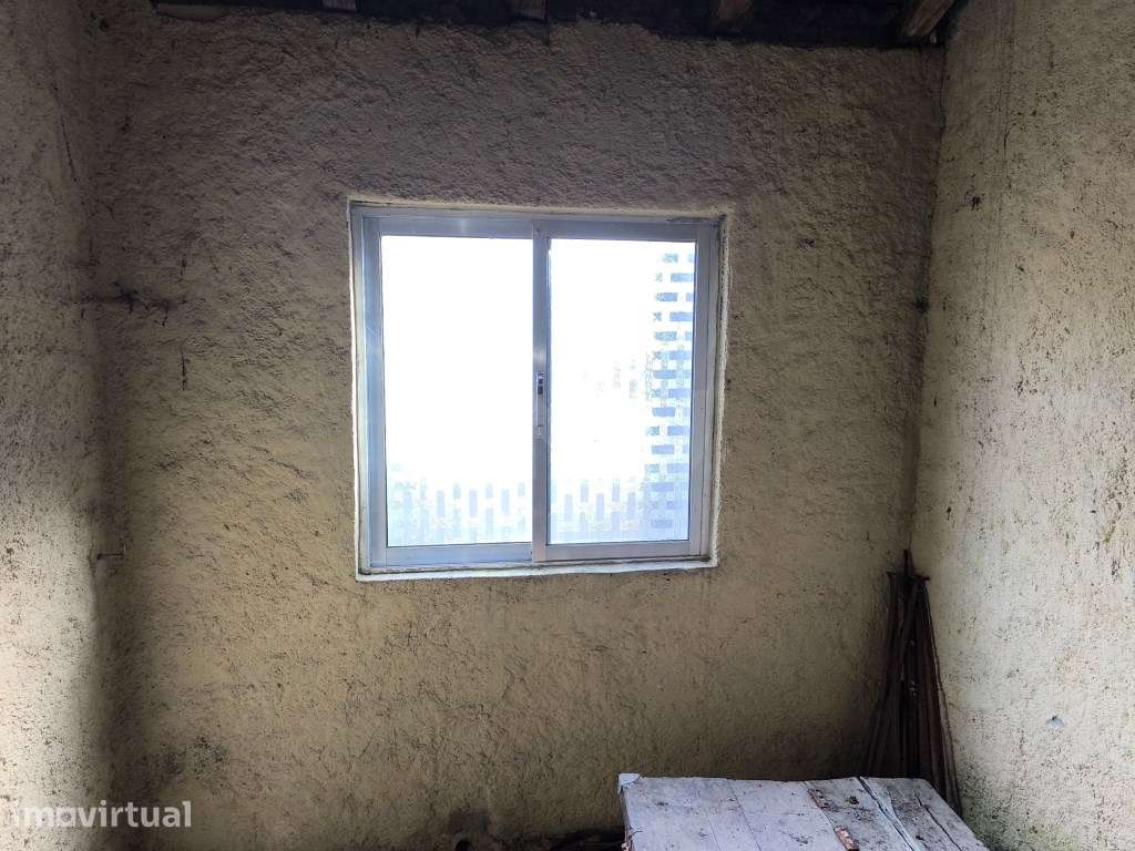 Ideal para reconstrução e valorização - A poucos minutos da vila de... - Grande imagem: 5/15