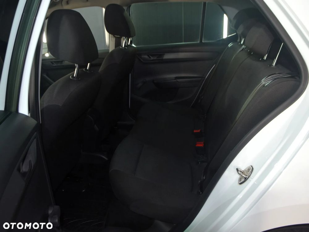 Skoda Fabia - 7