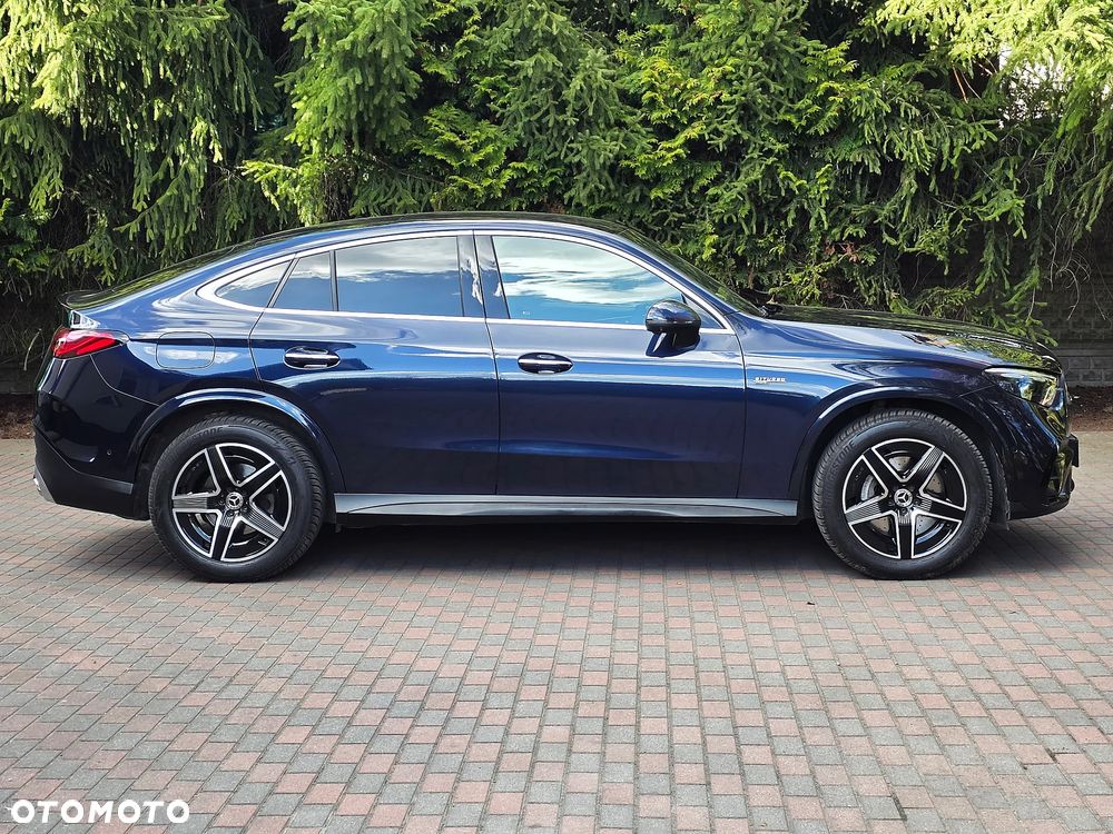 Mercedes-Benz GLC - 32