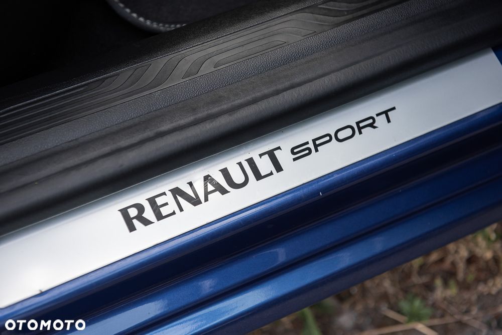 Renault Megane ENERGY TCe 205 EDC GT - 35