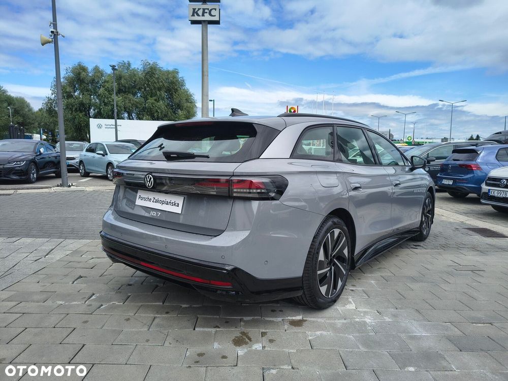 Volkswagen ID.7 59kWh Pure - 5
