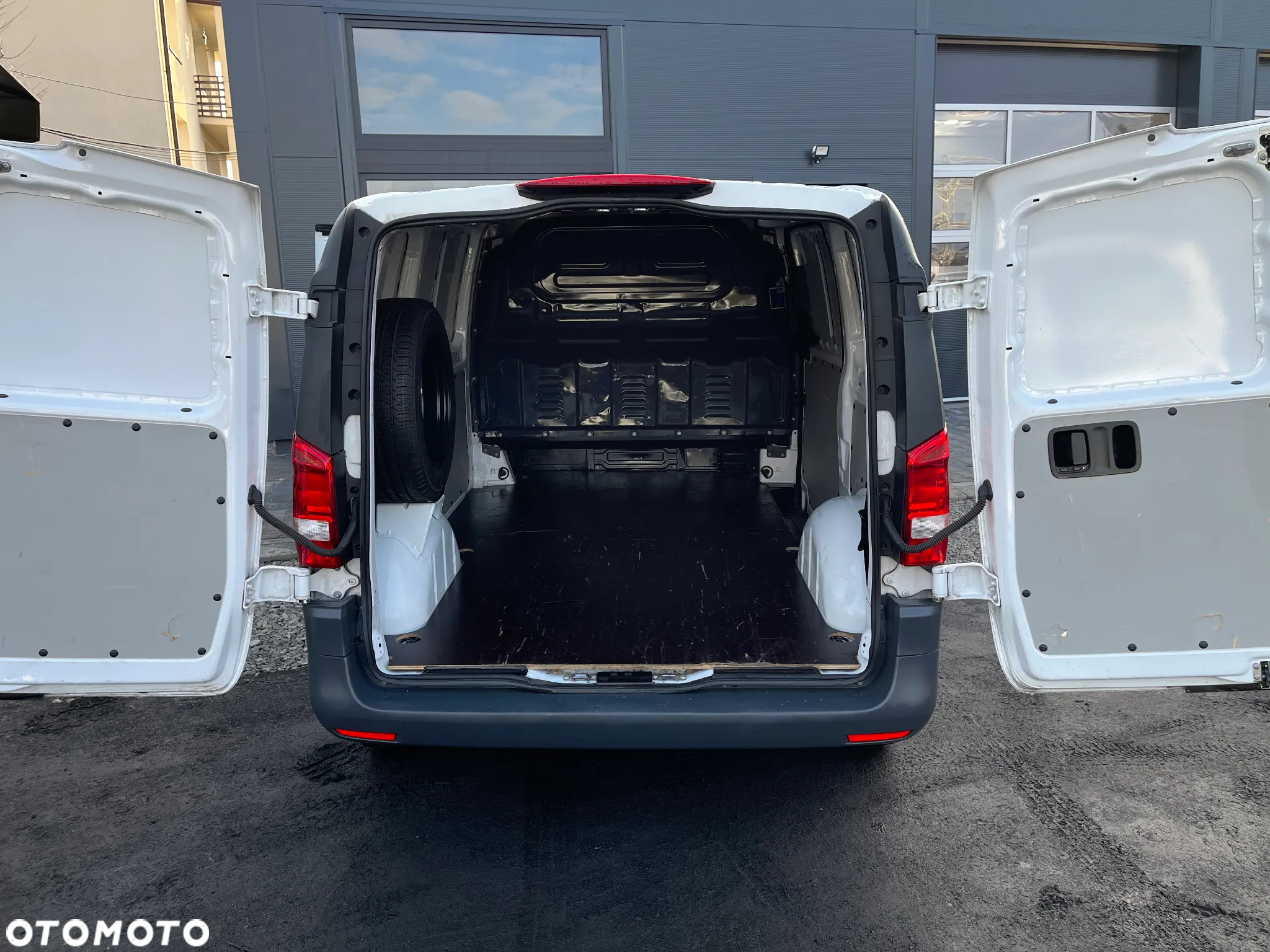 Mercedes-Benz Vito - 16
