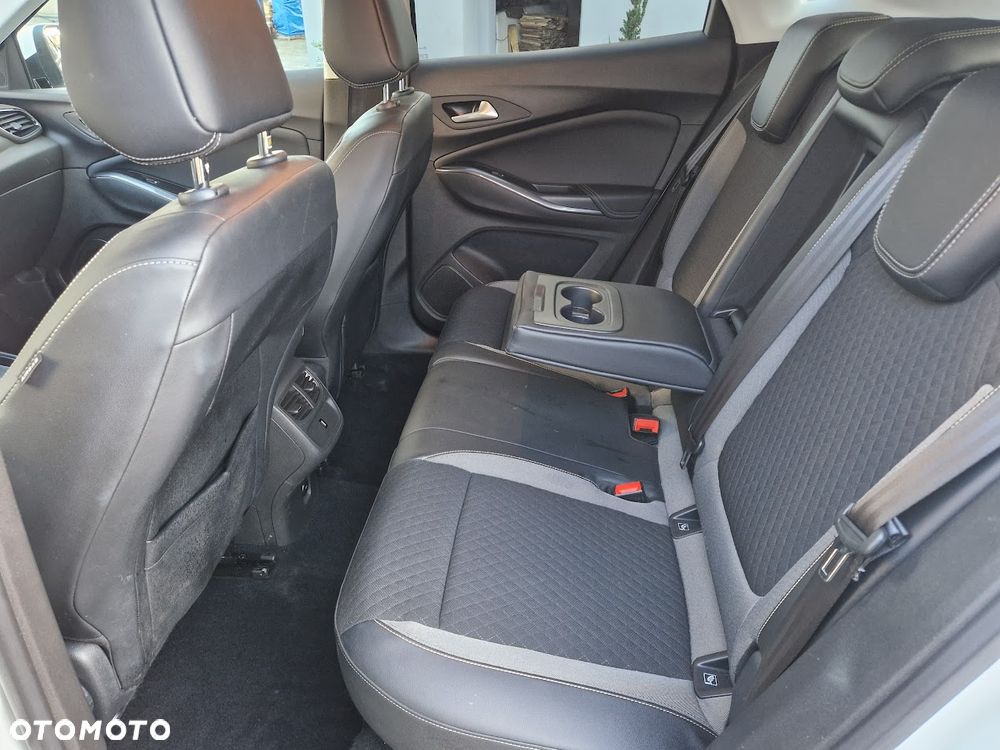 Opel Grandland X 1.2 Start/Stop Business Edition - 23