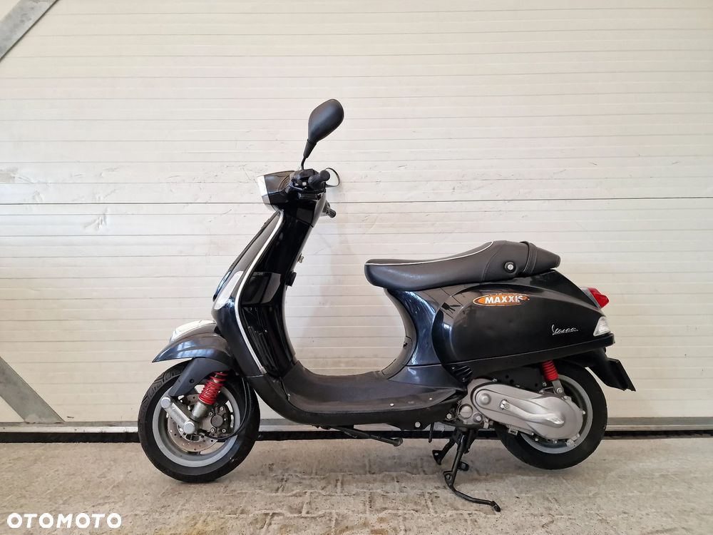 Piaggio Vespa - 1