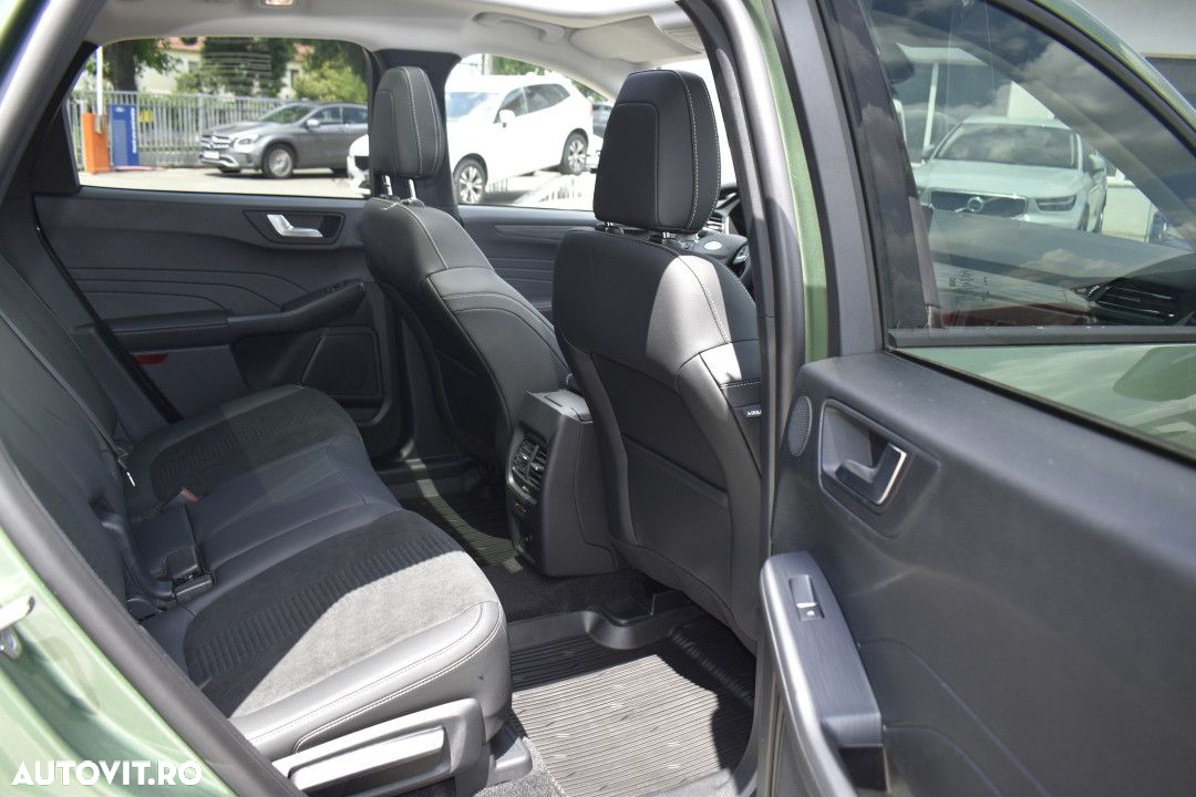Ford Kuga - 12
