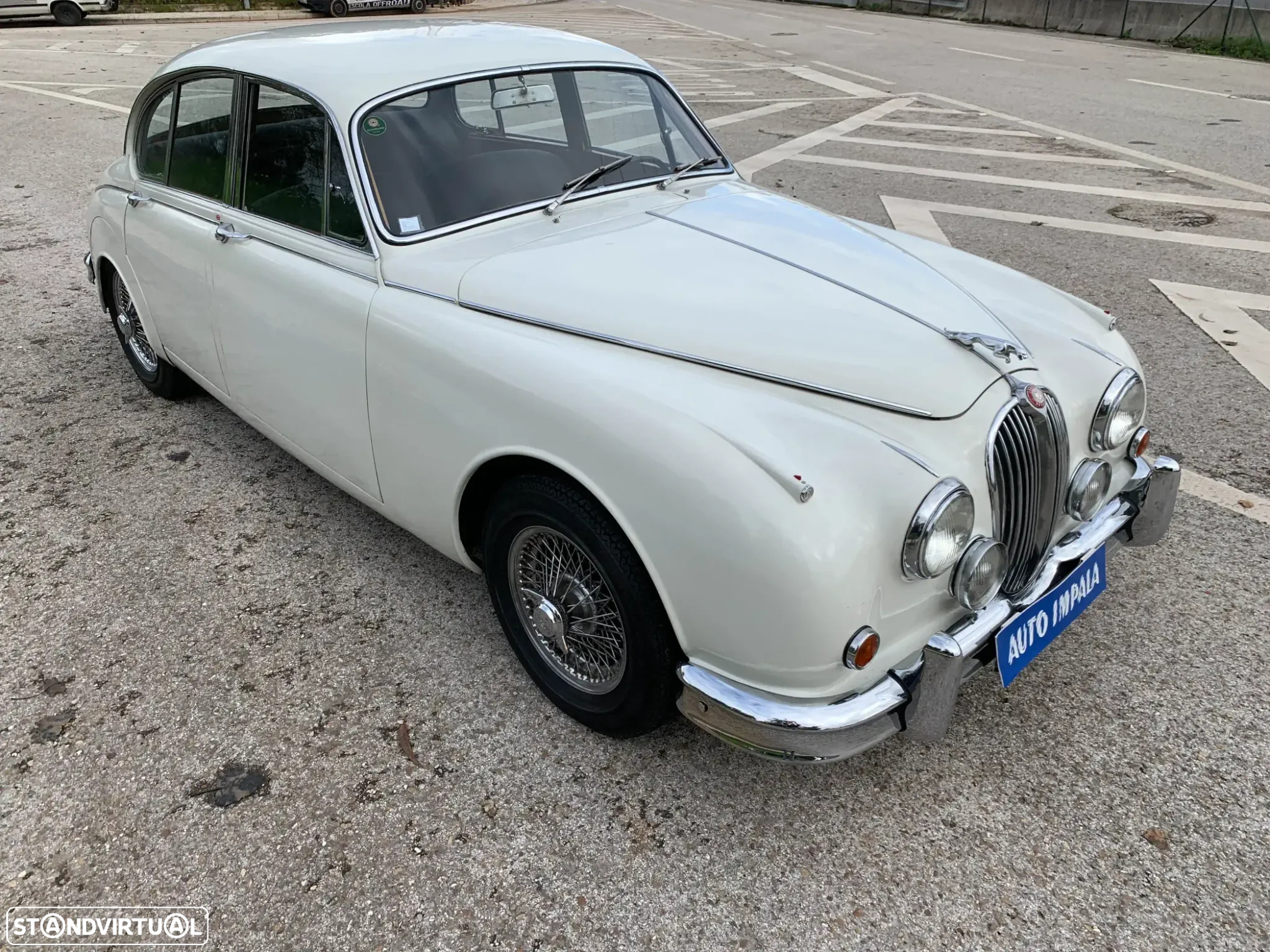 Jaguar MK II - 5