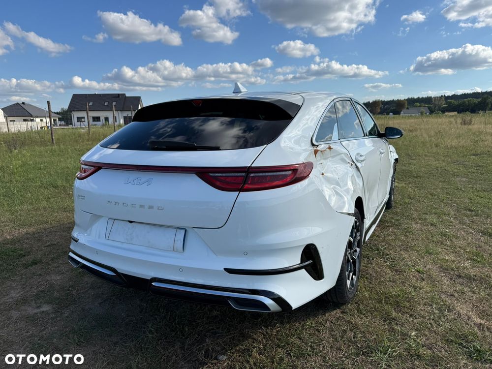 Kia ProCeed 1.5 T-GDI DCT7 OPF GT LINE - 35