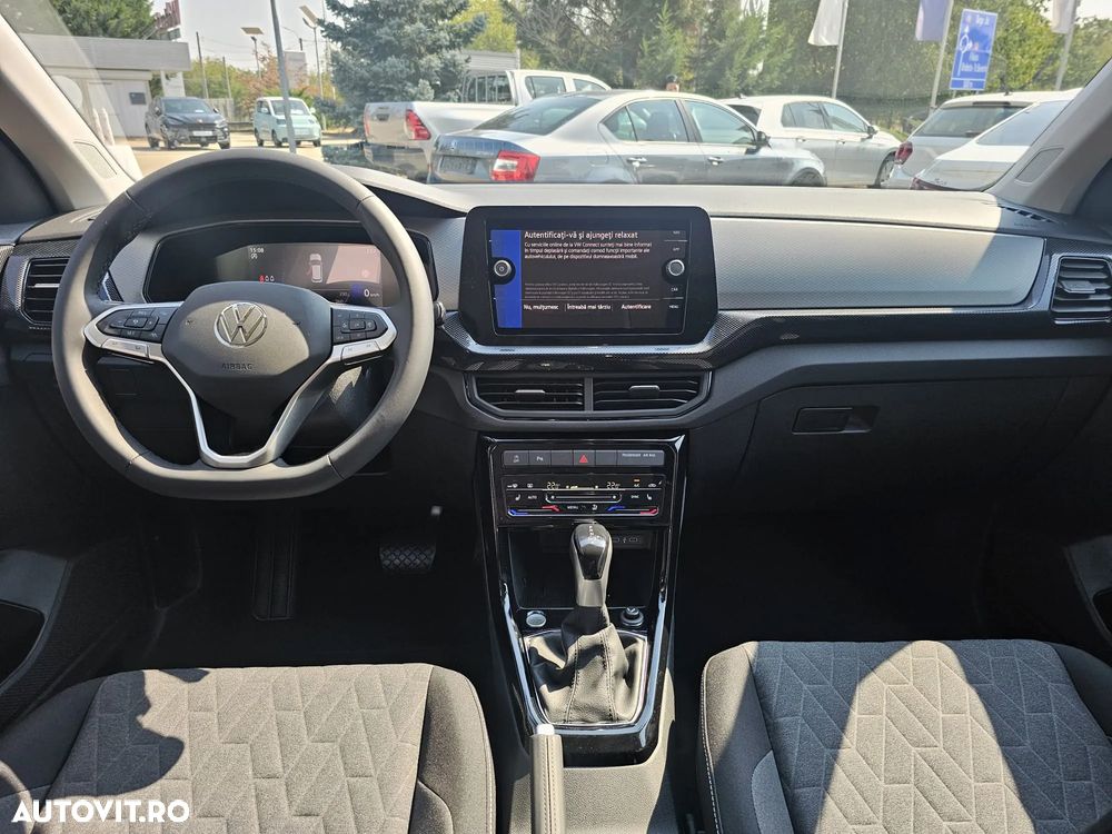 Volkswagen T-Cross - 11