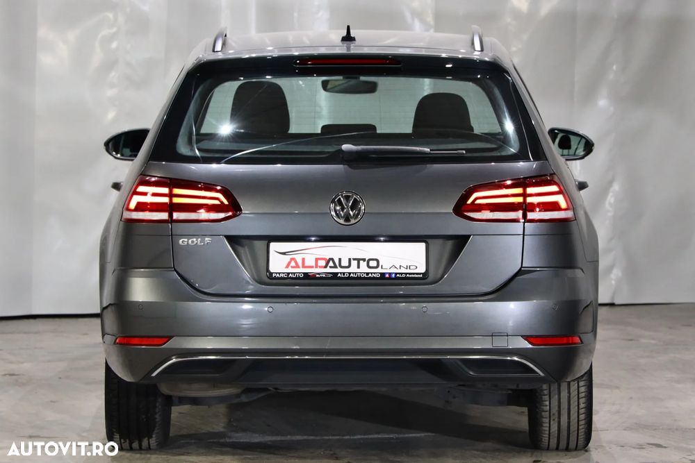 Volkswagen Golf 2.0 TDI DSG Comfortline - 36