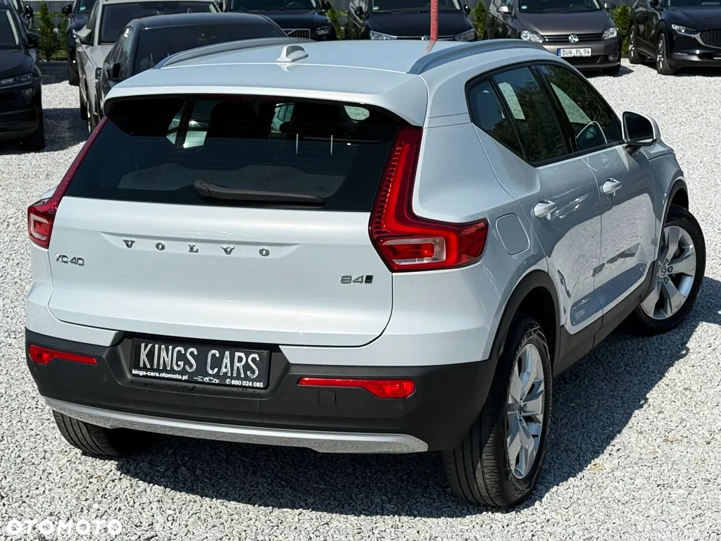 Volvo XC 40 B4 B AWD Geartronic Momentum Pro - 30