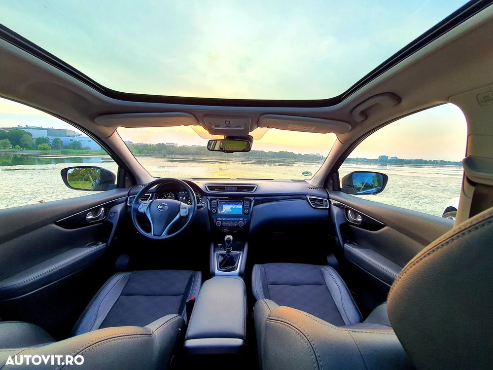 Nissan Qashqai 1.6L dCi Start/Stop 4X4-i Tekna - 8