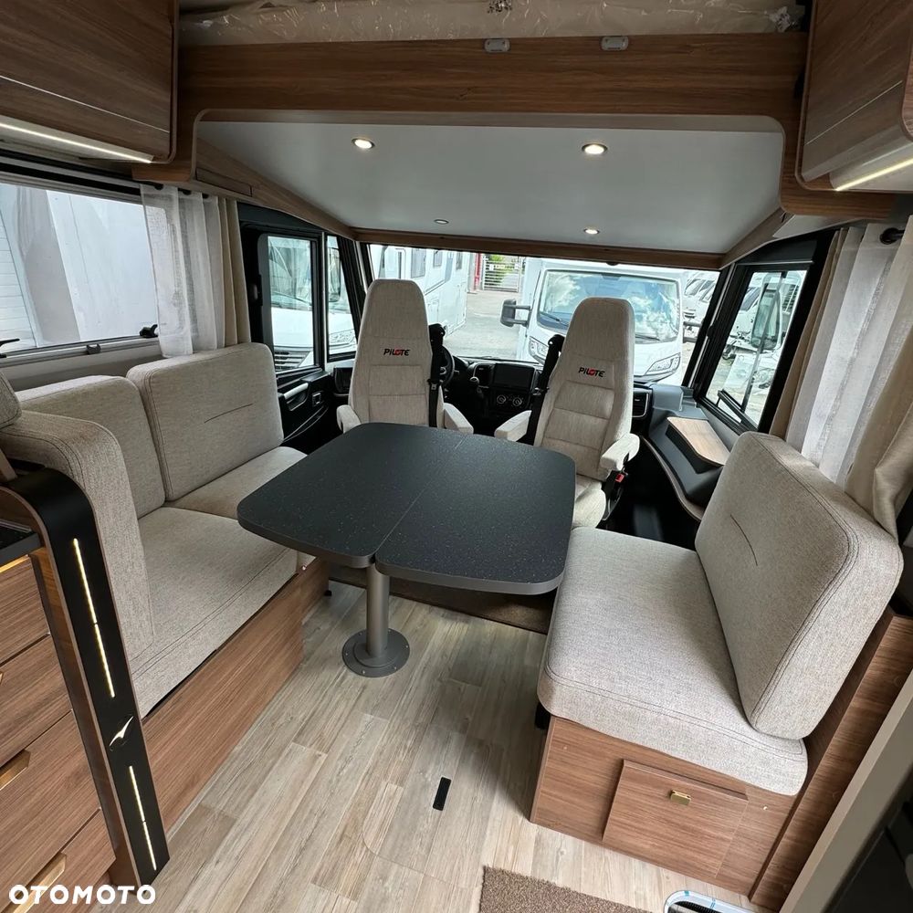 PILOTE G740 FGJ Expression - 18