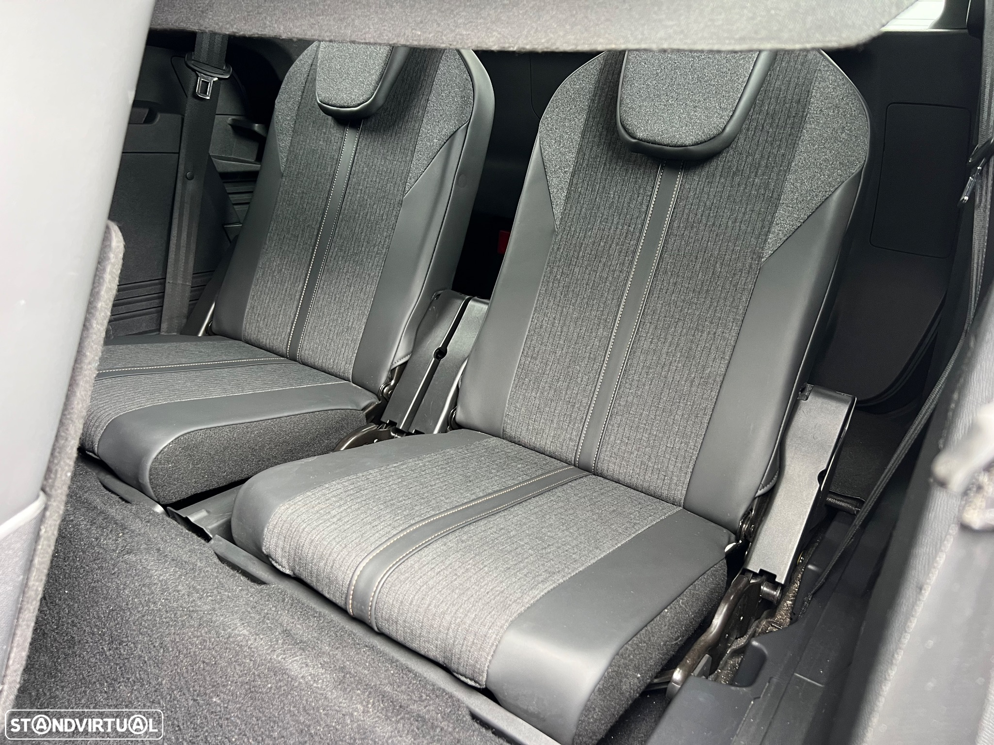 Peugeot 5008 1.5 BlueHDi GT Line - 17