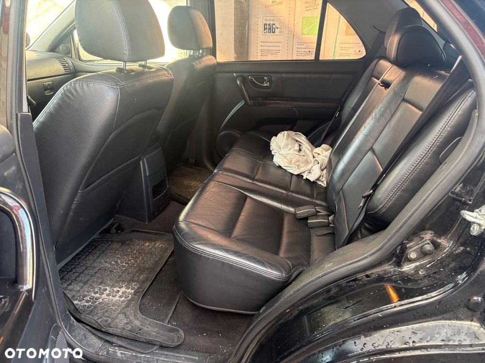 Kia Sorento 3.3 V6 LX - 7