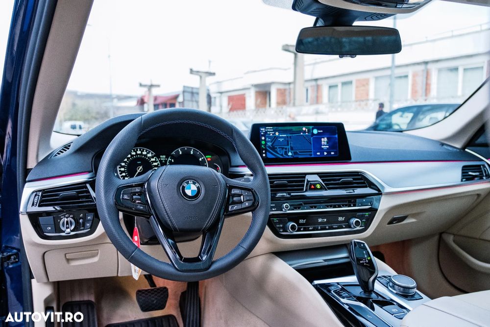 BMW Seria 5 520d Aut. Luxury Line - 11