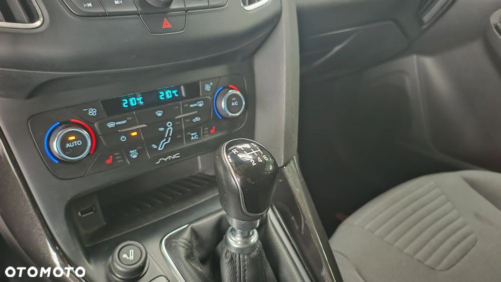 Ford Focus - 22