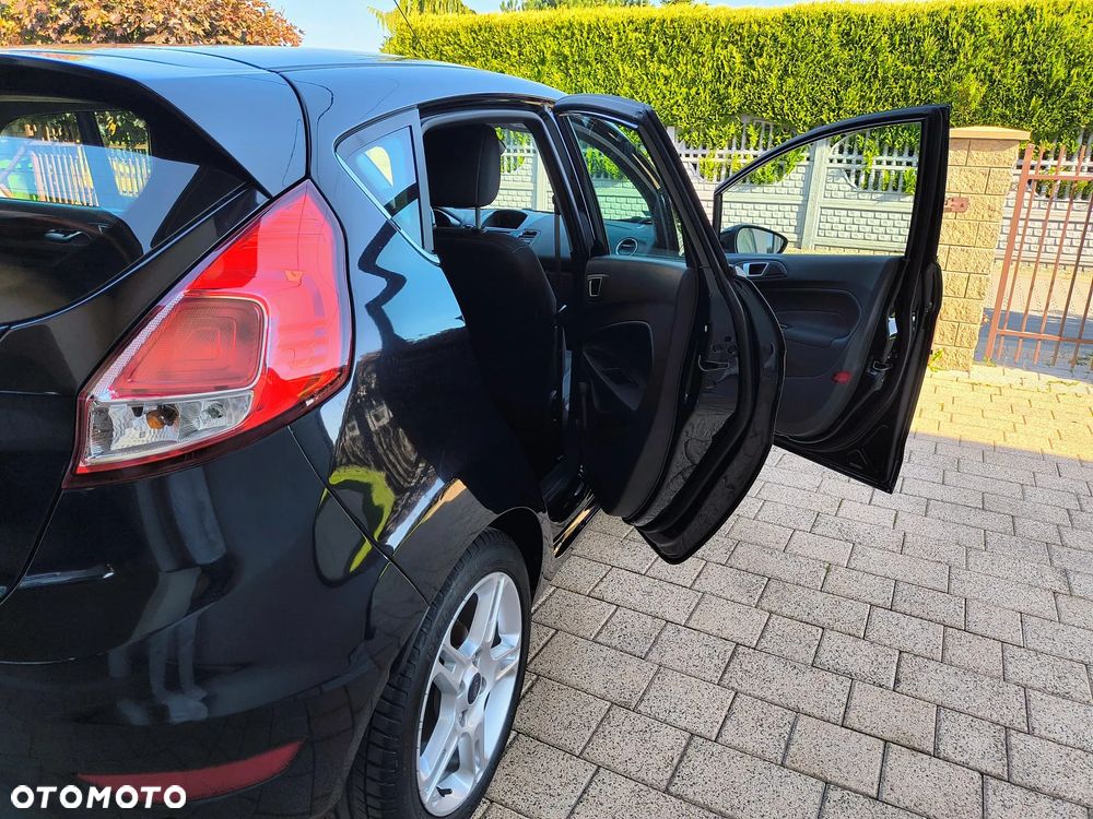 Ford Fiesta 1.0 EcoBoost Titanium - 16