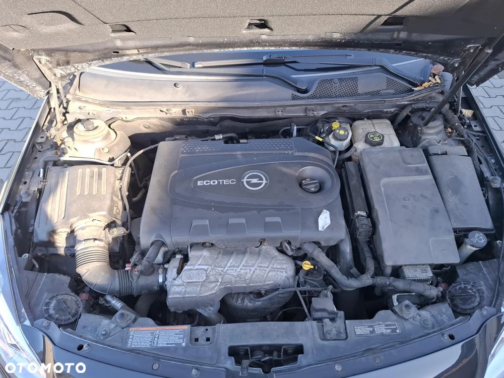 Opel Insignia 2.0 CDTI - 15