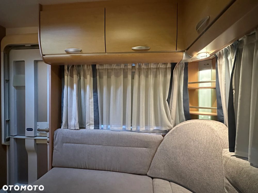 KNAUS 500 SUDWIND z napędem i przedsionkiem Isabella. - 13